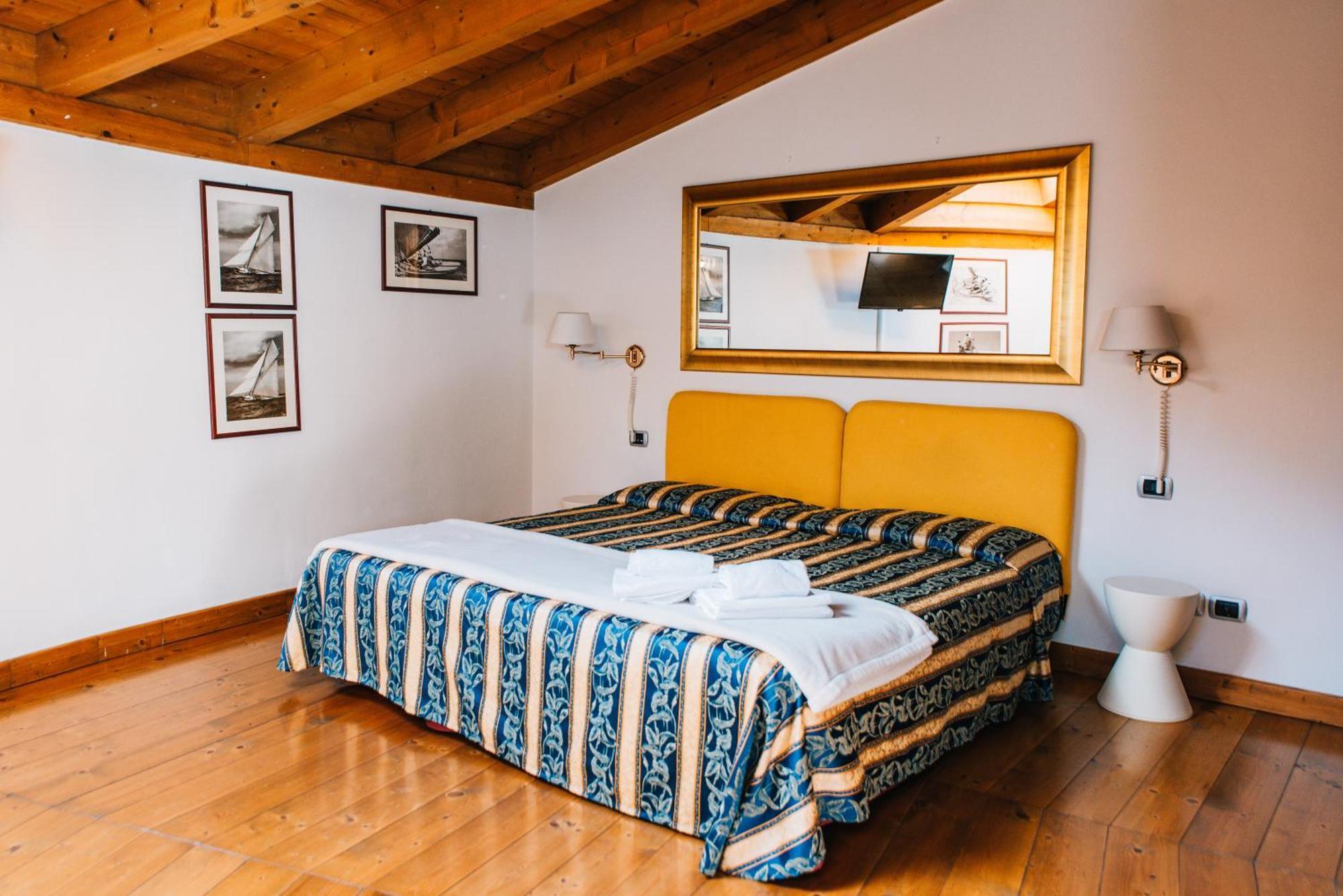 Arciduca Charming House Room & Breakfast Arco Exterior photo